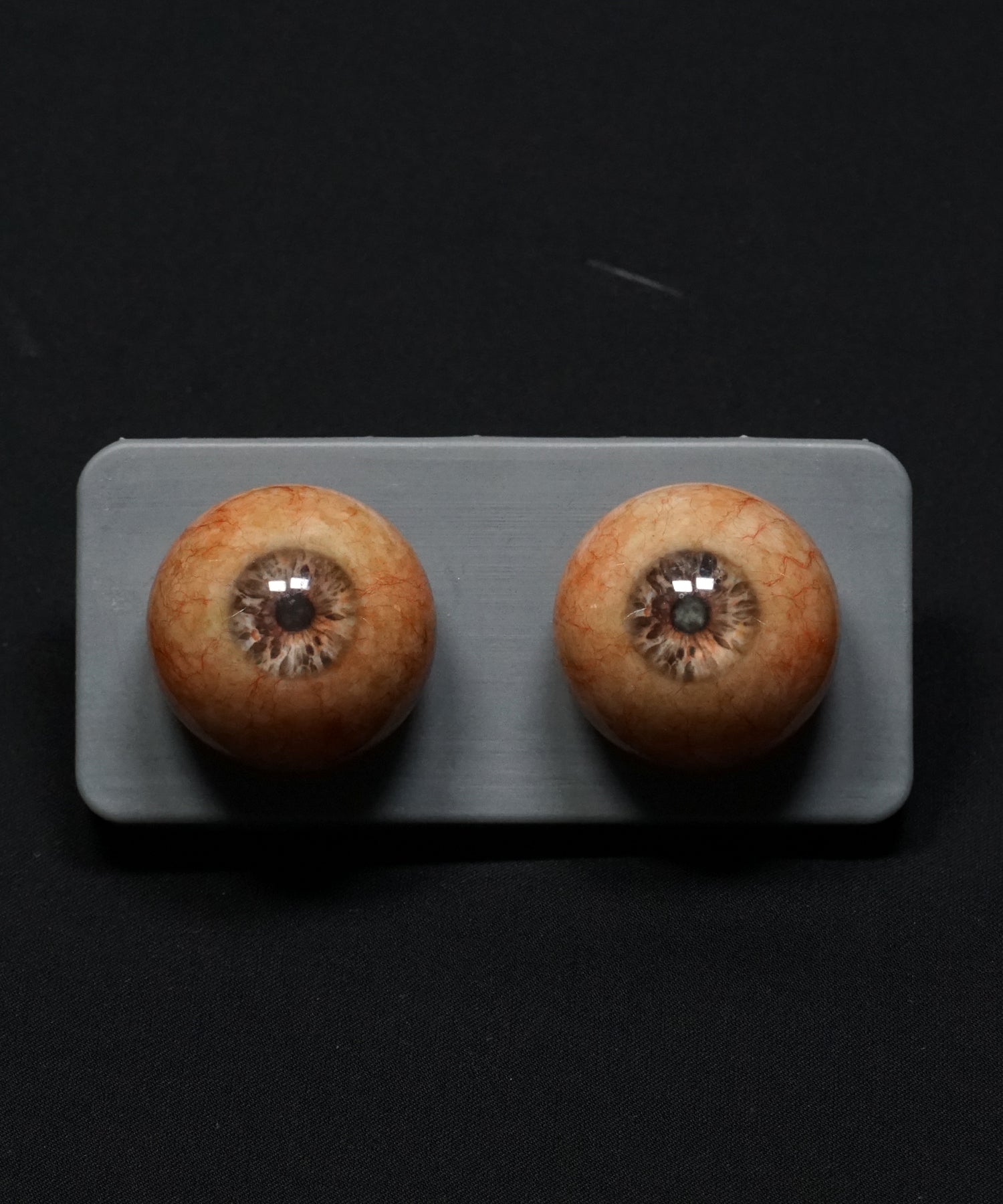 Premium Eye Pair: Yellow Vampire